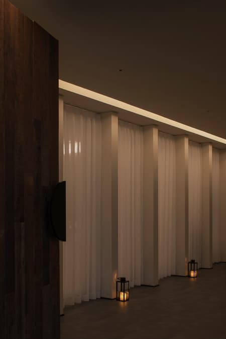 Younch Hotel